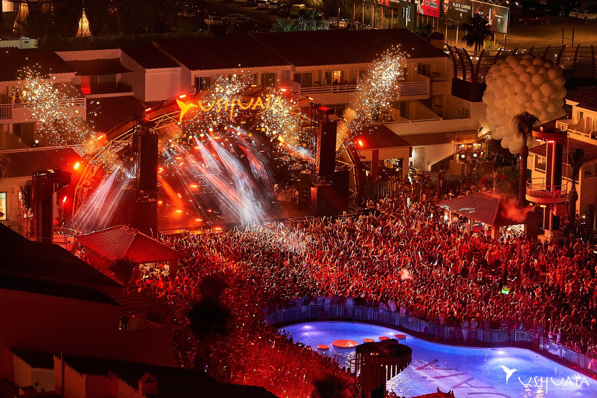 Breaking news USHUAÏA & HÏ announced the opening parties