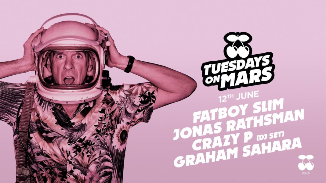 Fatboy Slim at Pacha by night